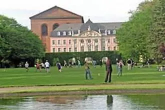 Porta Nigra Platz 3 4 * Трир