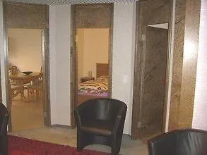 Апартаменты Porta Nigra Platz 3 4 *